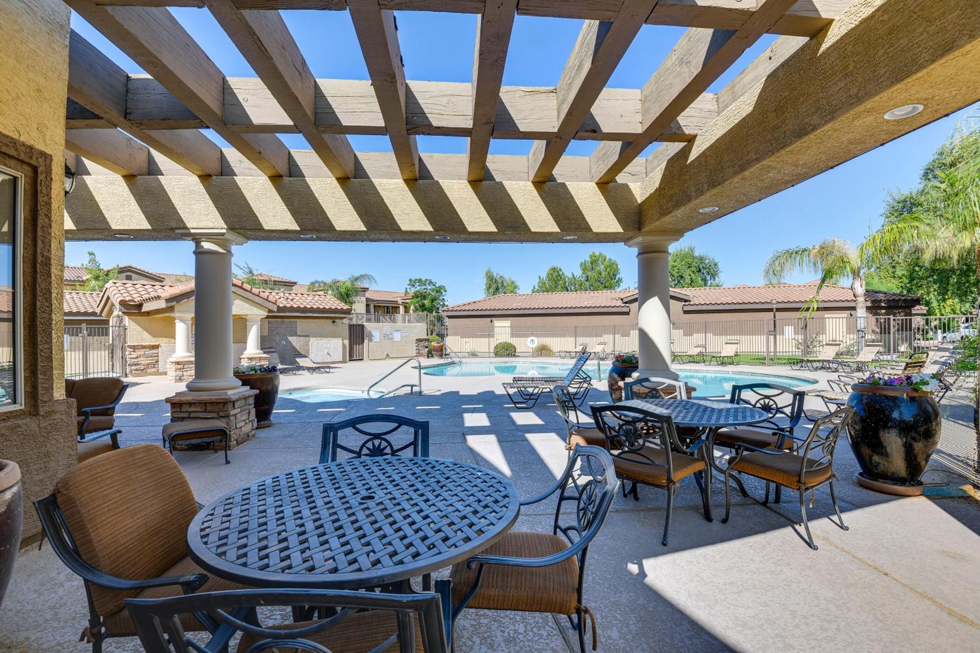Mesa Condo With Private Patio And Grill Pool Access! Eksteriør billede
