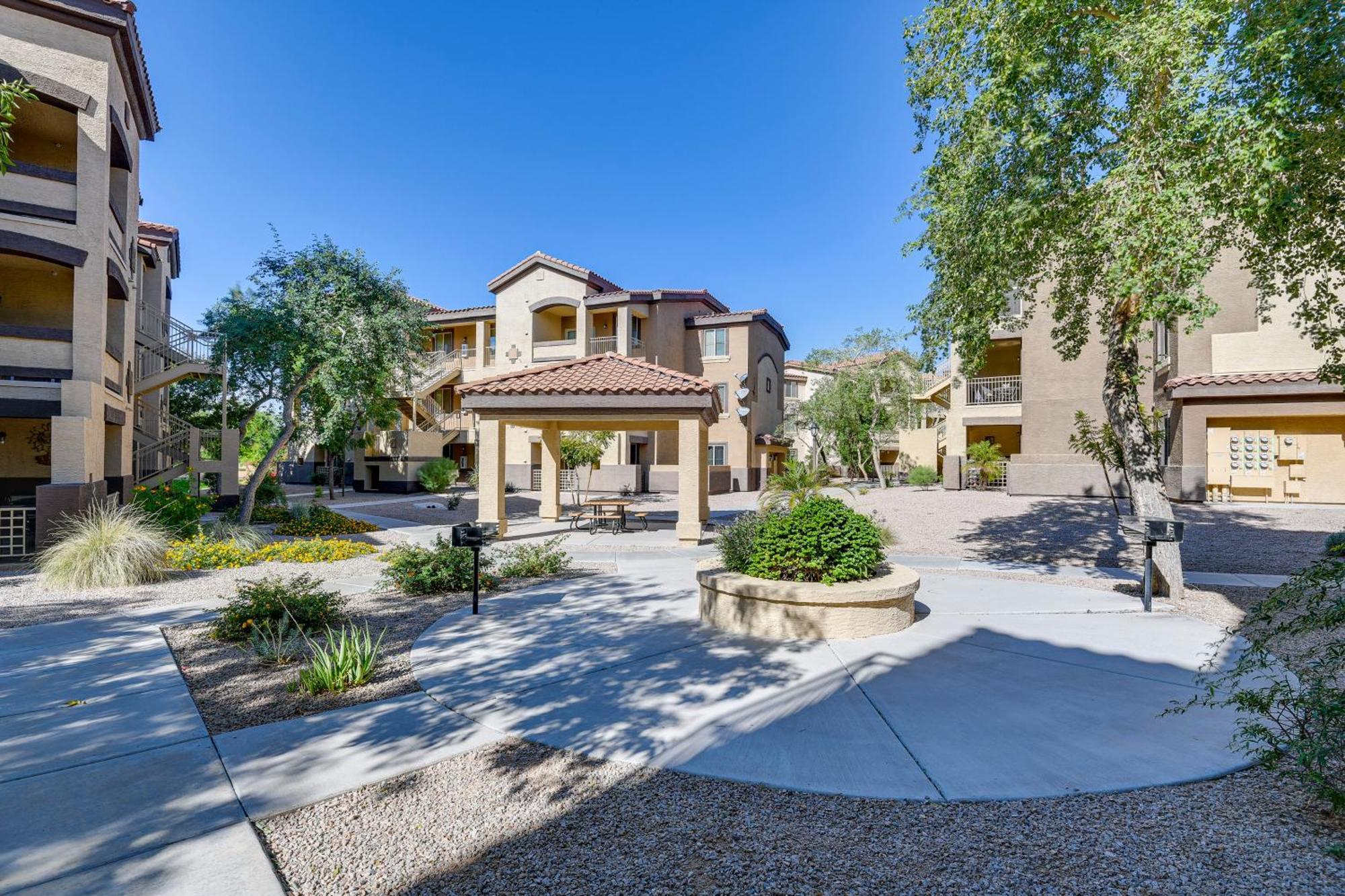 Mesa Condo With Private Patio And Grill Pool Access! Eksteriør billede